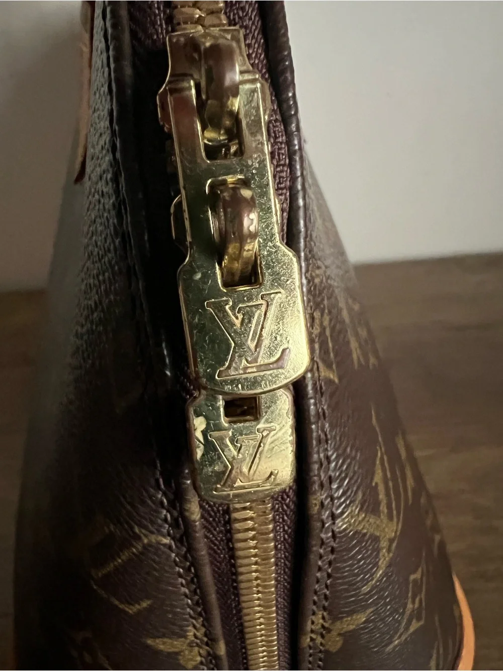 Louis Vuitton Monogram Alma PM handbag